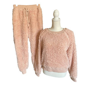 OLIVACEOUS BLUSH SHEARLING FLUFFY SWEATSHIRT/JOGGER SET